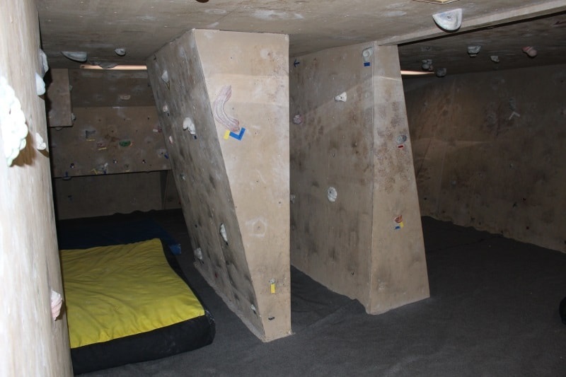 Bouldering Gym